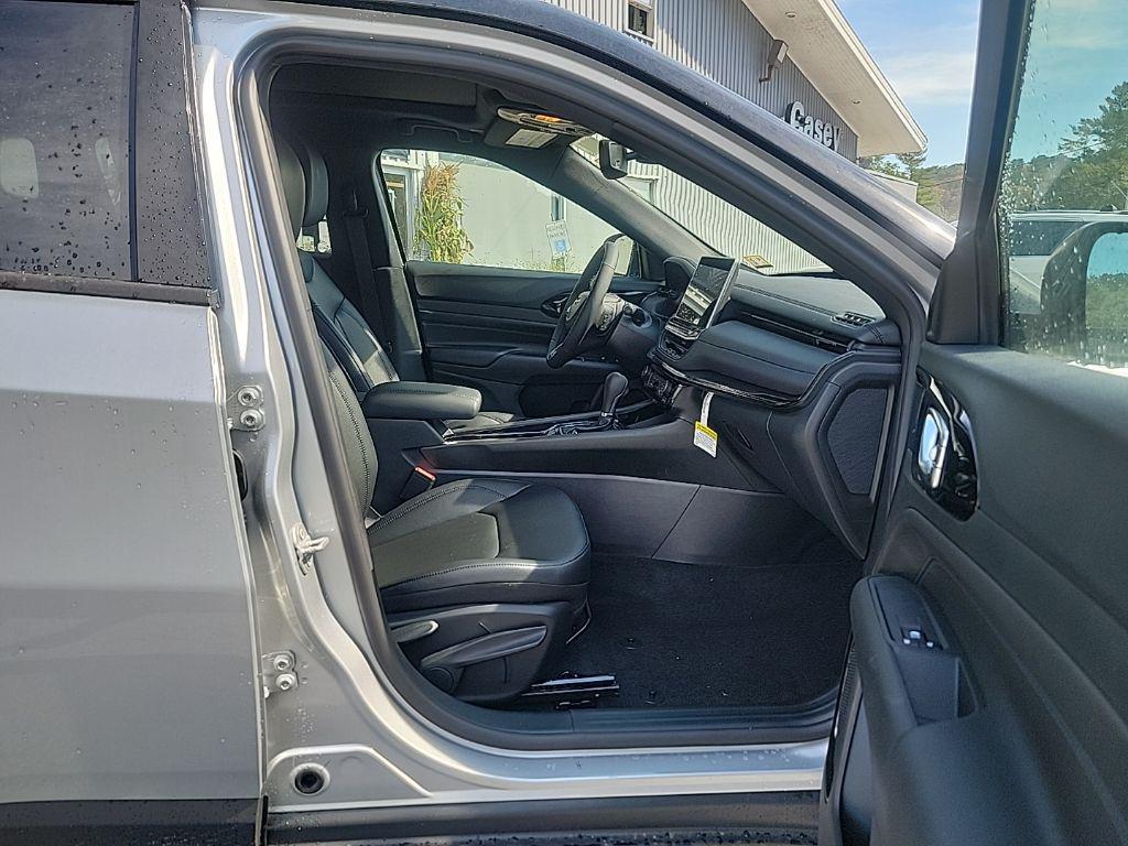 new 2026 Jeep Compass car, priced at $40,120