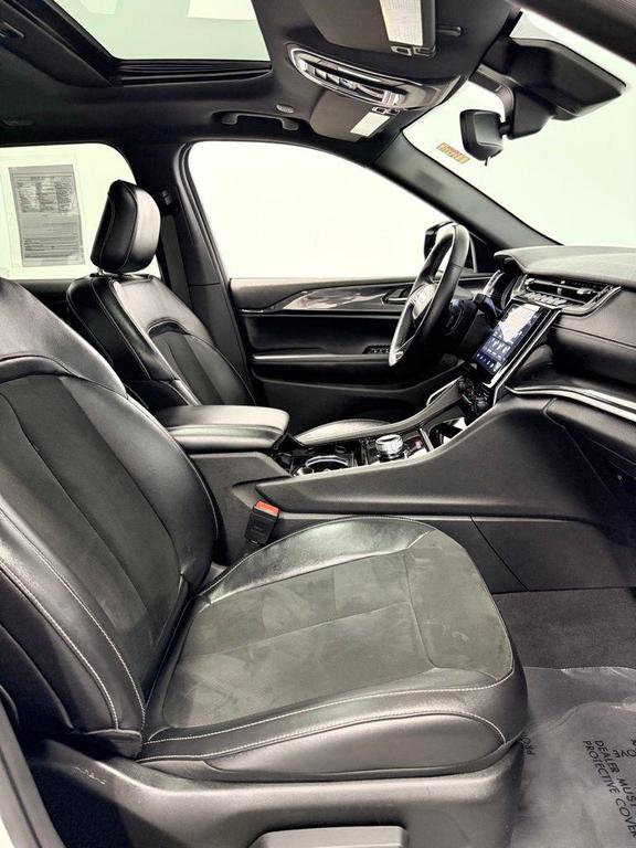 used 2022 Jeep Grand Cherokee car, priced at $31,974
