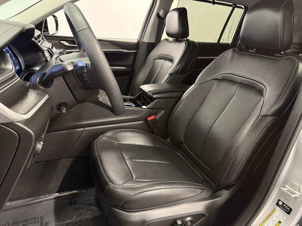 used 2023 Jeep Grand Cherokee L car, priced at $31,974