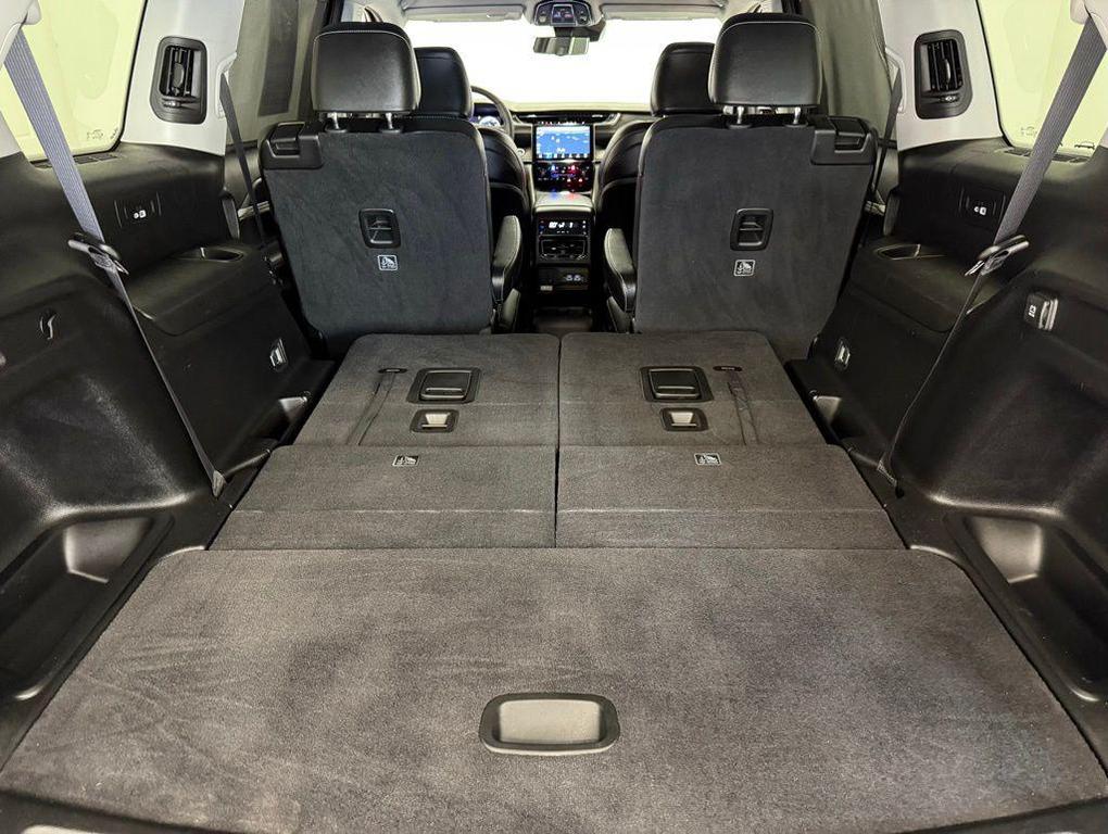 used 2023 Jeep Grand Cherokee L car, priced at $31,974