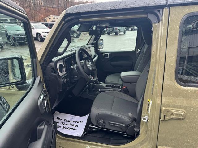new 2025 Jeep Wrangler car, priced at $43,382