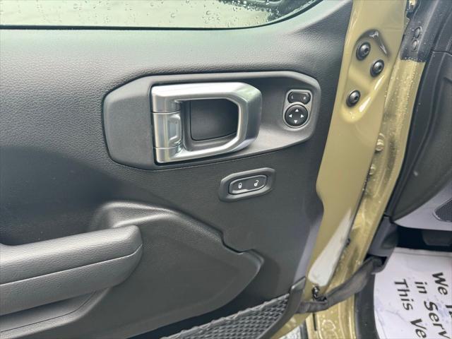 new 2025 Jeep Wrangler car, priced at $43,382