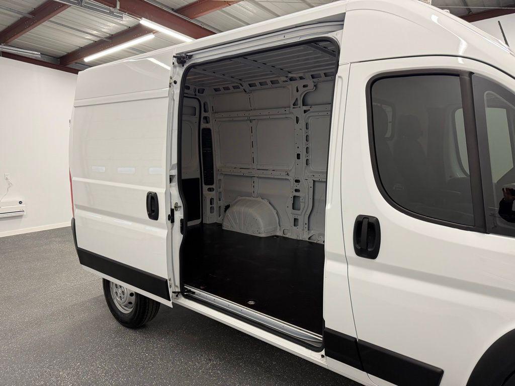 used 2023 Ram ProMaster 2500 car, priced at $33,974
