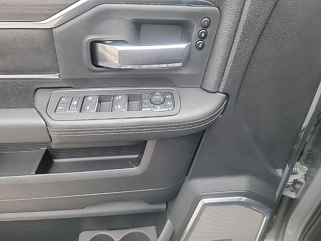 new 2025 Ram 2500 car, priced at $81,905