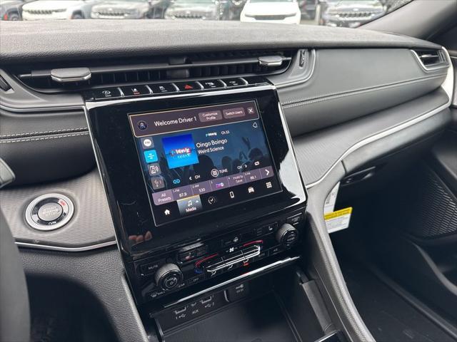 new 2025 Jeep Grand Cherokee car, priced at $37,486