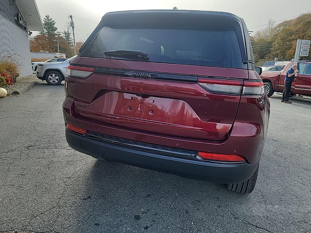 new 2025 Jeep Grand Cherokee car, priced at $47,486