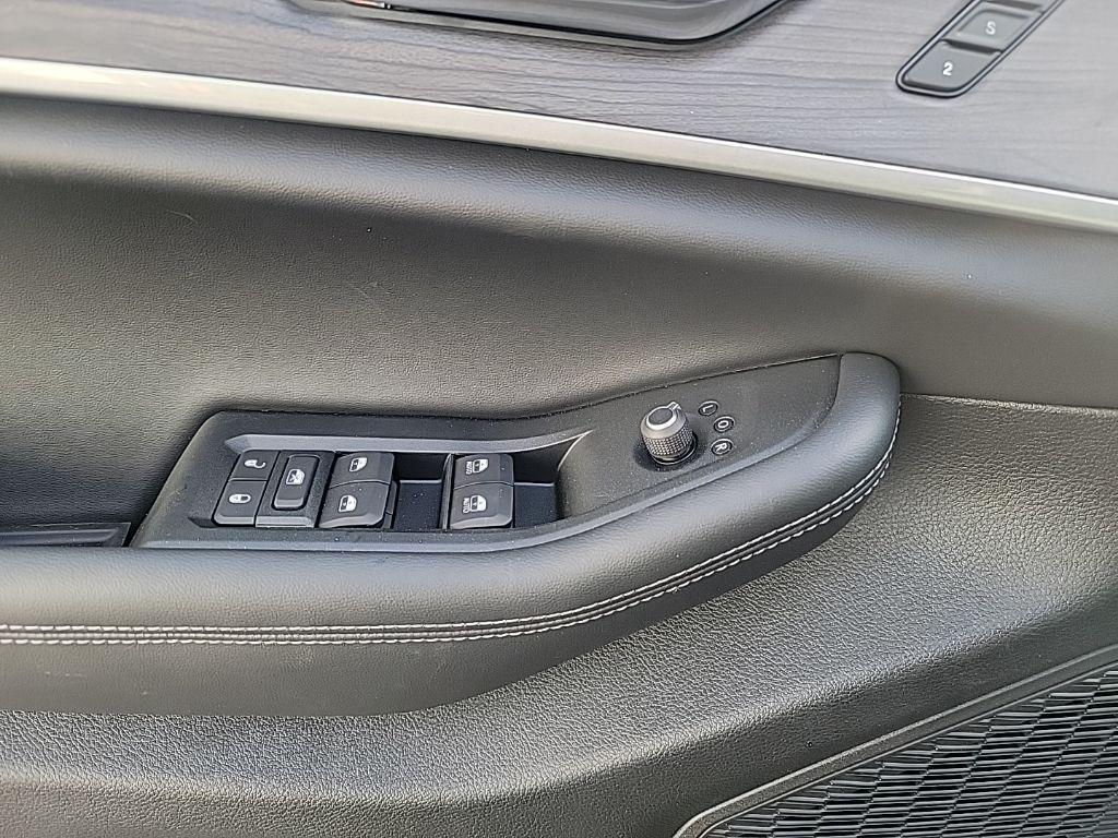 new 2025 Jeep Grand Cherokee car, priced at $47,486