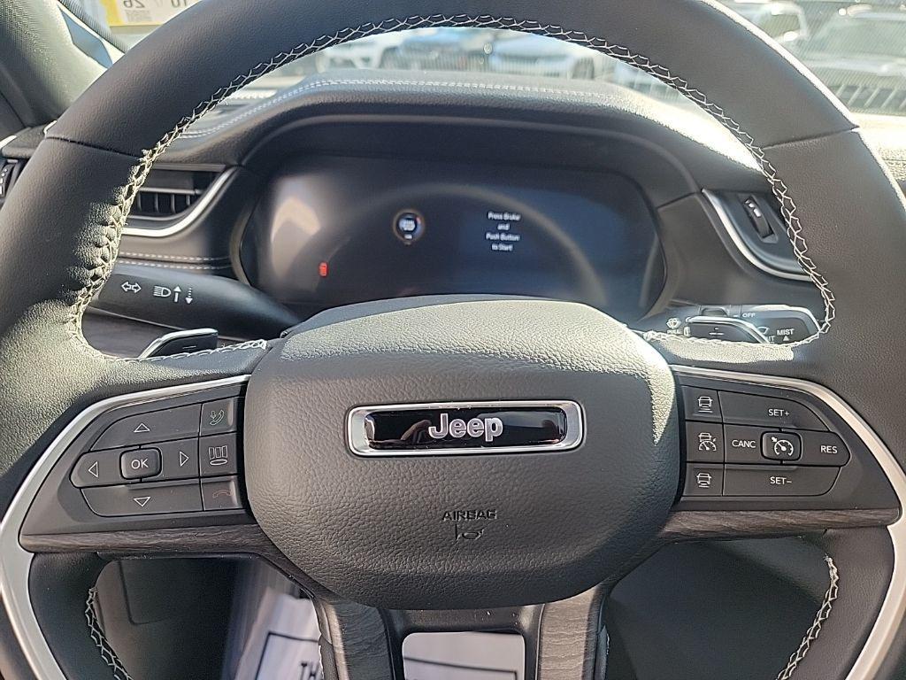 new 2025 Jeep Grand Cherokee car, priced at $47,486