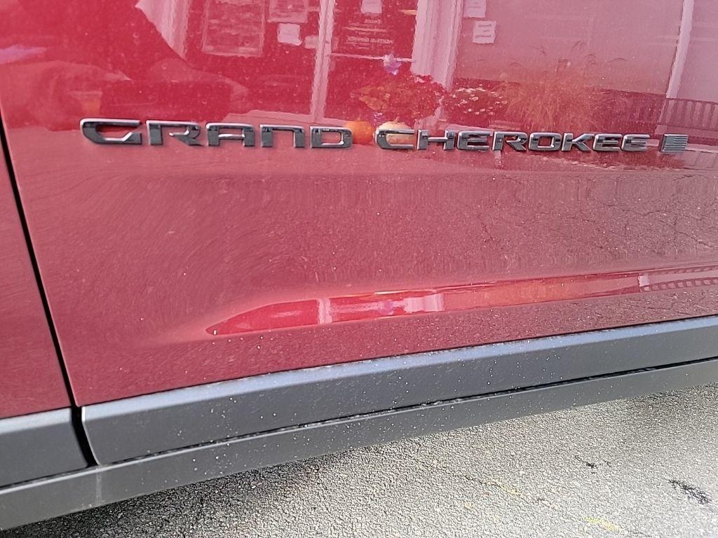 new 2025 Jeep Grand Cherokee car, priced at $47,486