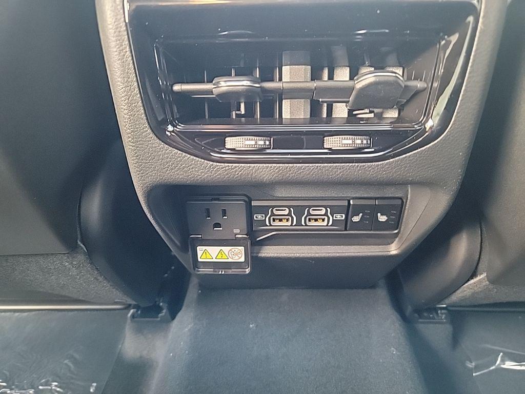 new 2025 Jeep Grand Cherokee car, priced at $47,486