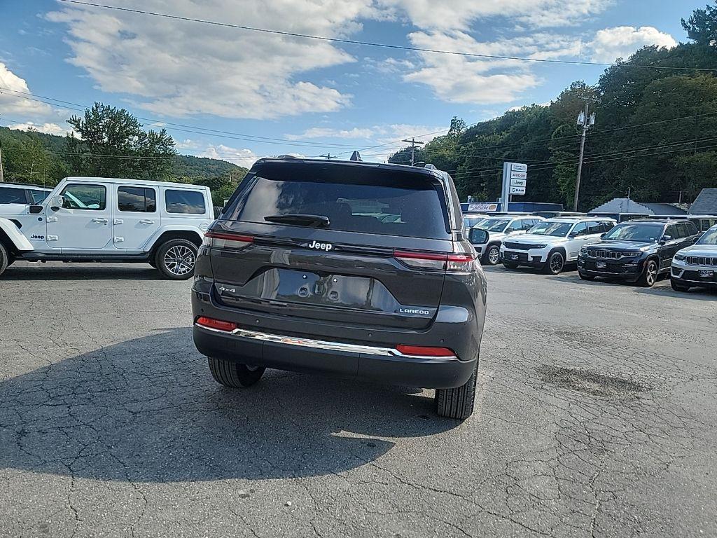 new 2025 Jeep Grand Cherokee car, priced at $38,759