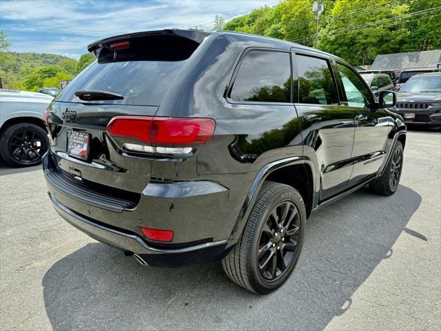 used 2022 Jeep Grand Cherokee car, priced at $28,574