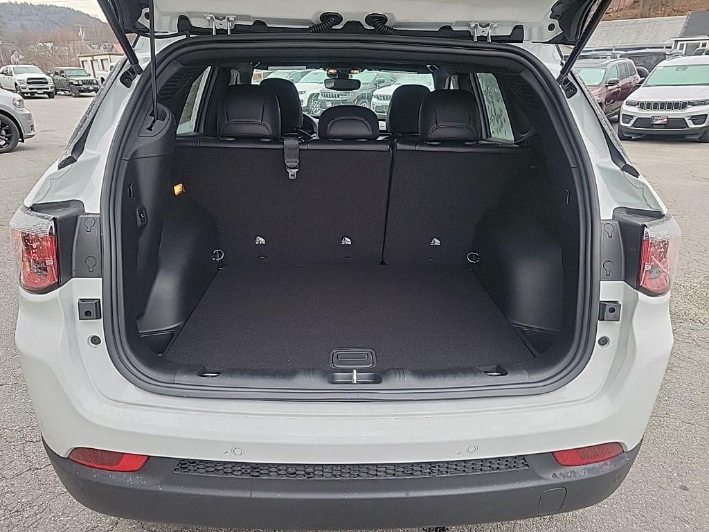 new 2026 Jeep Compass car, priced at $36,105