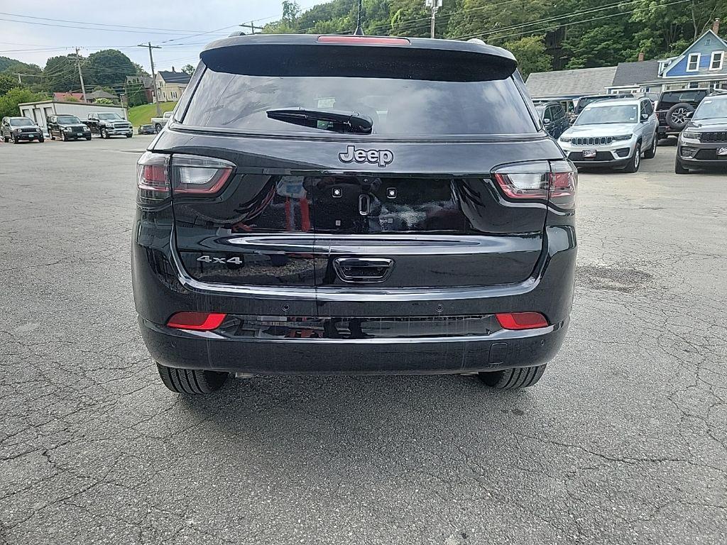 new 2025 Jeep Compass car, priced at $36,826