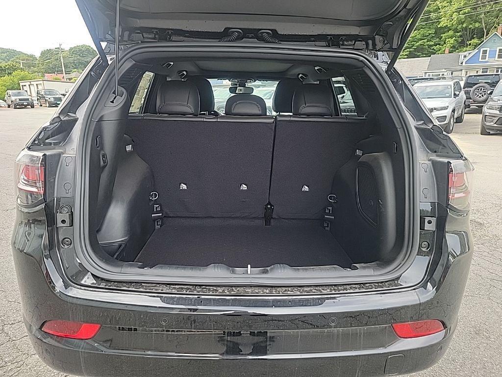 new 2025 Jeep Compass car, priced at $36,826