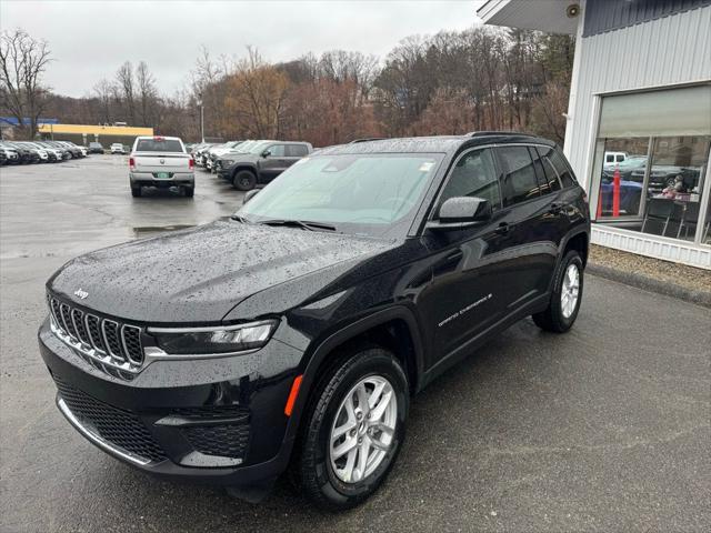 new 2025 Jeep Grand Cherokee car, priced at $37,923