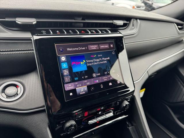 new 2025 Jeep Grand Cherokee car, priced at $37,923