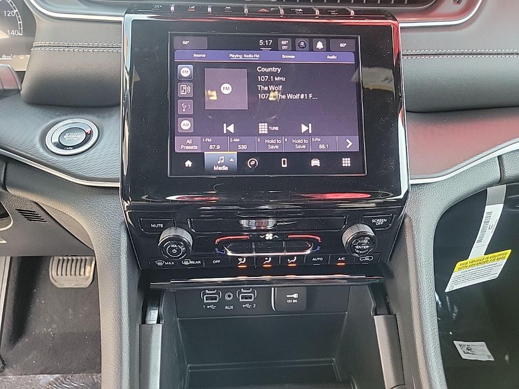 new 2025 Jeep Grand Cherokee car, priced at $39,259