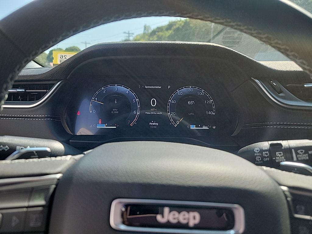 new 2025 Jeep Grand Cherokee car, priced at $39,259