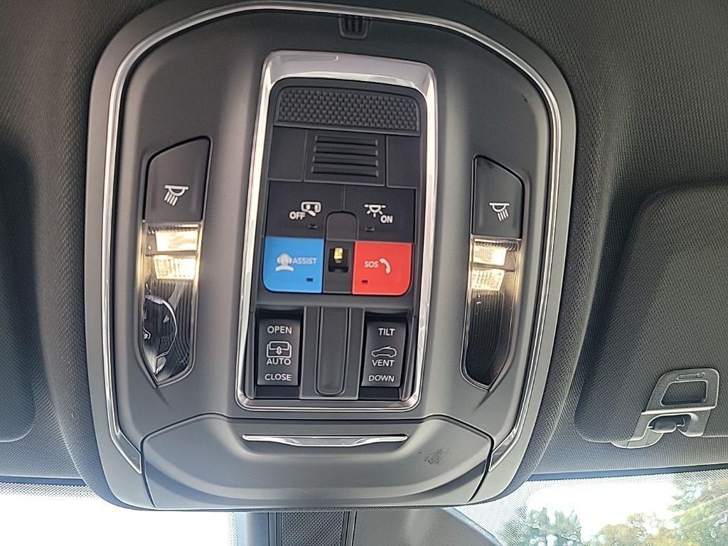 new 2025 Jeep Grand Cherokee car, priced at $39,259