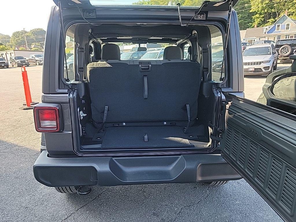 new 2025 Jeep Wrangler car, priced at $30,969