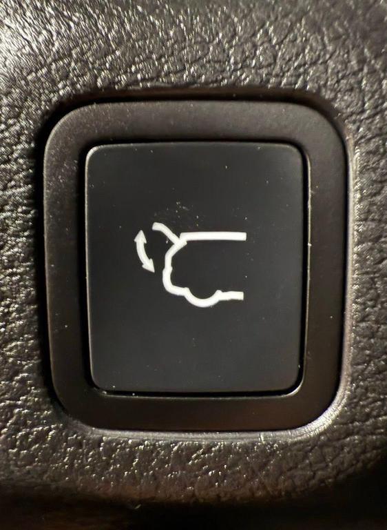 used 2022 Jeep Compass car, priced at $18,574