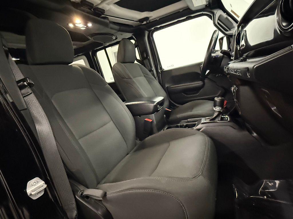 used 2022 Jeep Wrangler Unlimited car, priced at $28,974