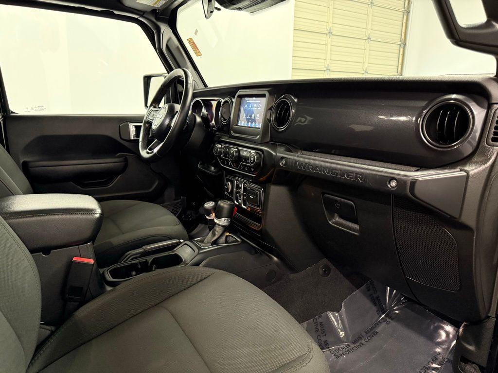 used 2022 Jeep Wrangler Unlimited car, priced at $28,974