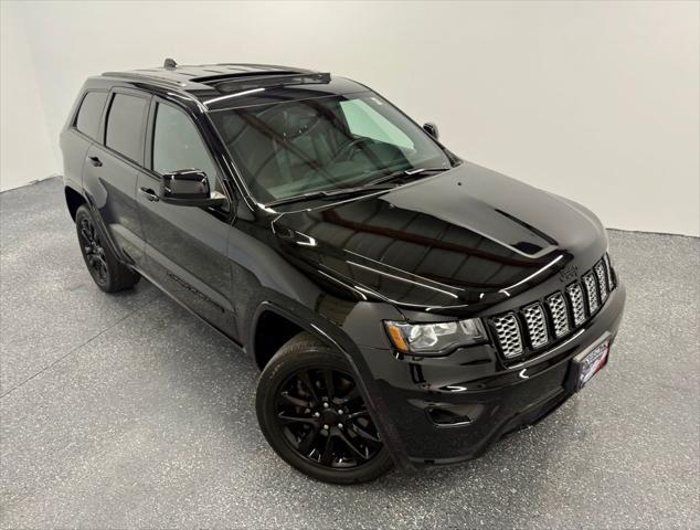 used 2022 Jeep Grand Cherokee car, priced at $28,974