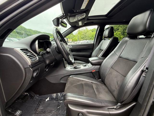 used 2022 Jeep Grand Cherokee car, priced at $29,574