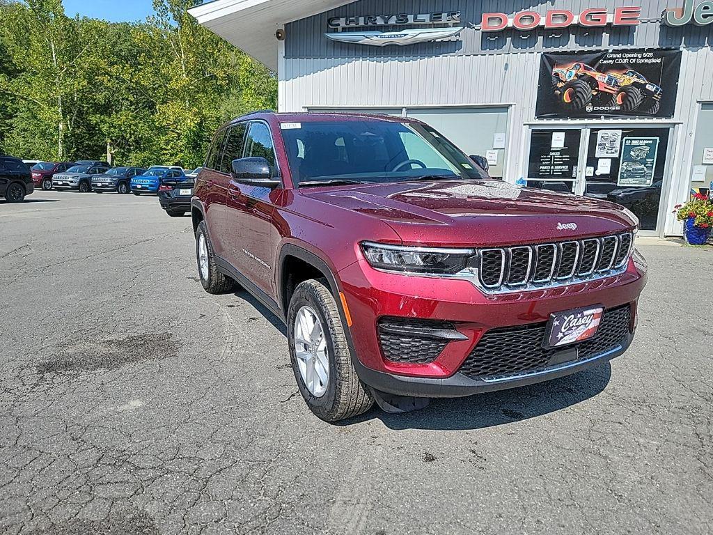 new 2025 Jeep Grand Cherokee car, priced at $37,009