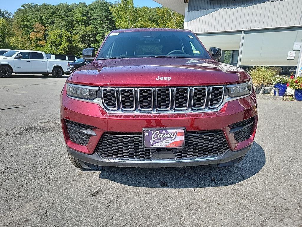new 2025 Jeep Grand Cherokee car, priced at $37,009