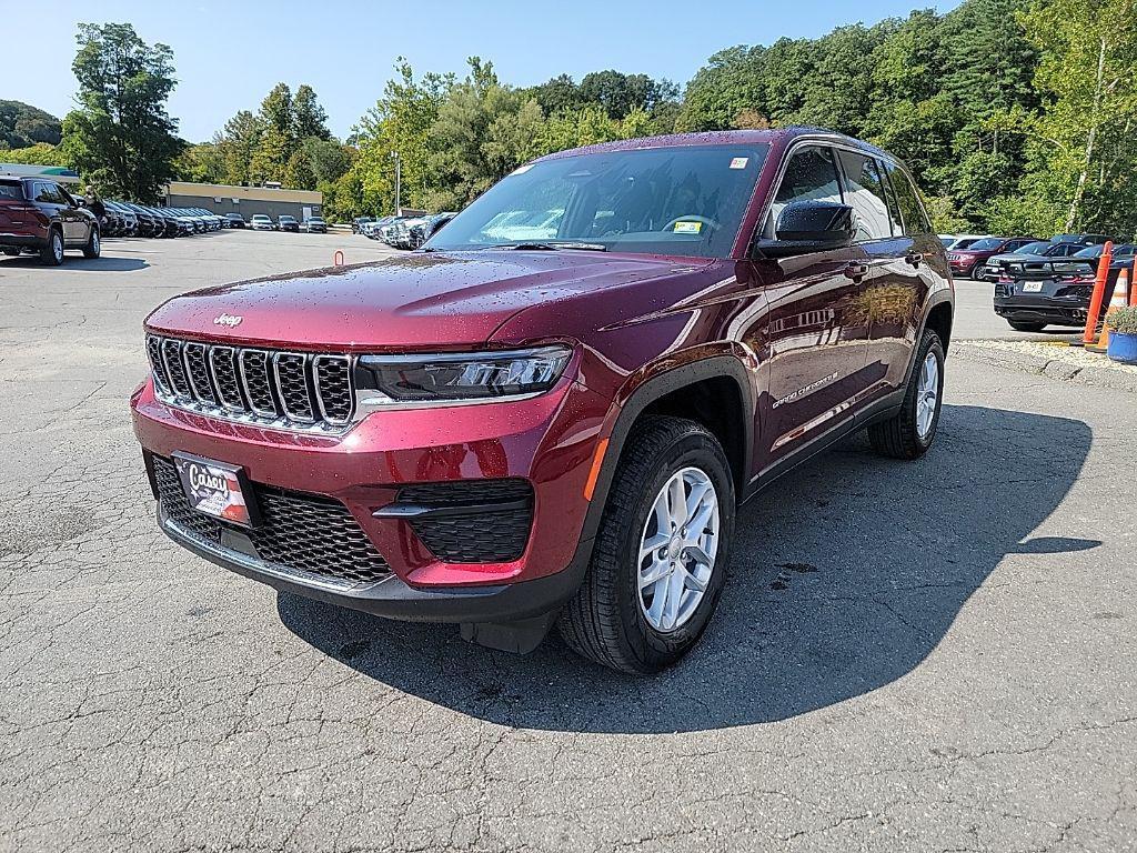 new 2025 Jeep Grand Cherokee car, priced at $37,009