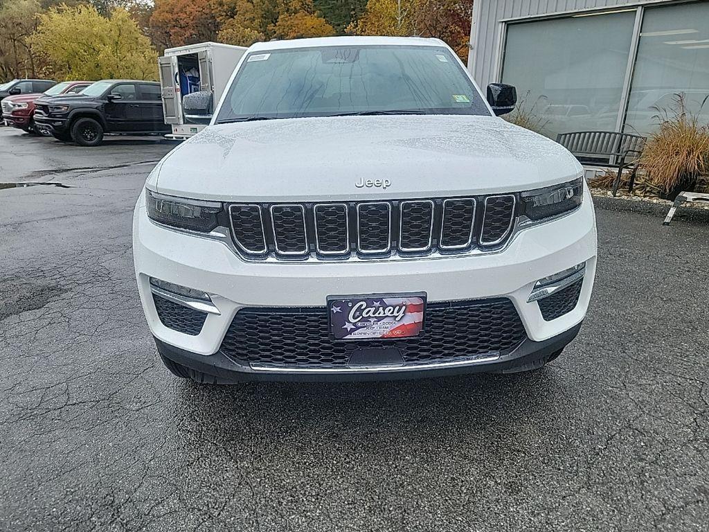 new 2025 Jeep Grand Cherokee car
