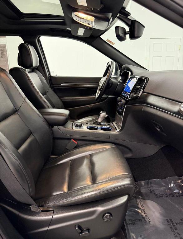used 2021 Jeep Grand Cherokee car, priced at $22,574