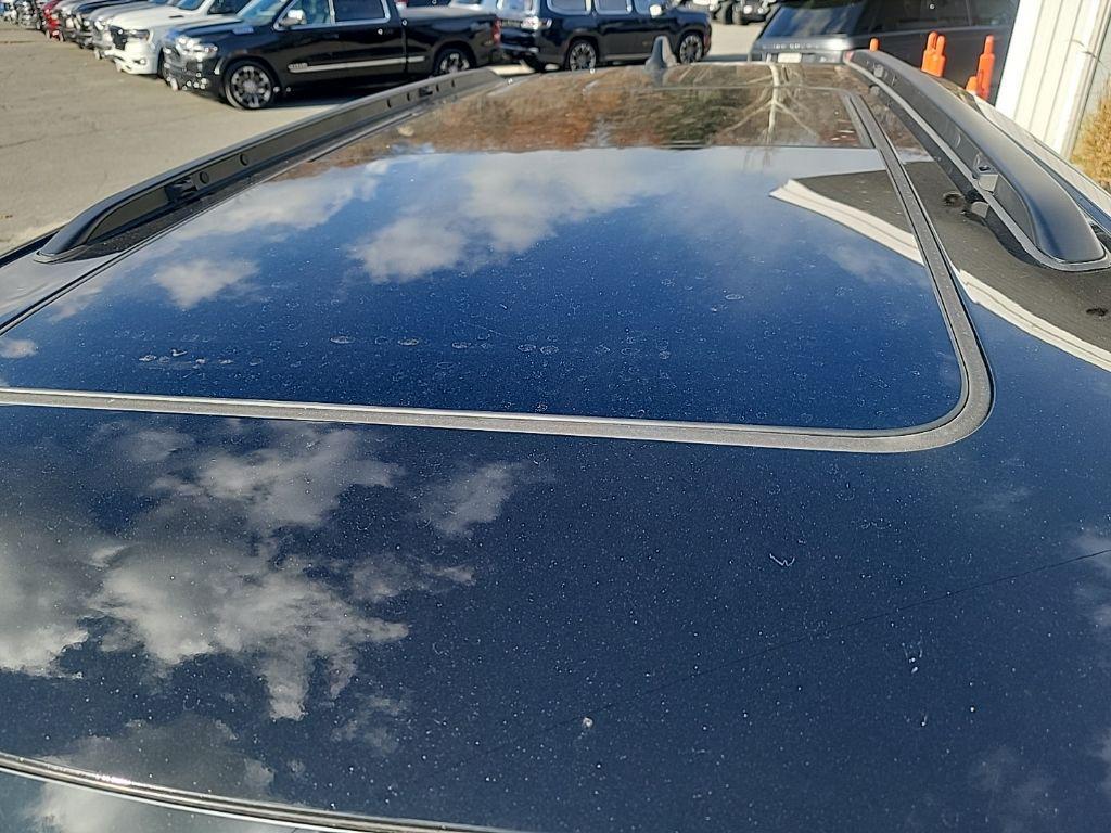 new 2025 Jeep Grand Cherokee car, priced at $44,246