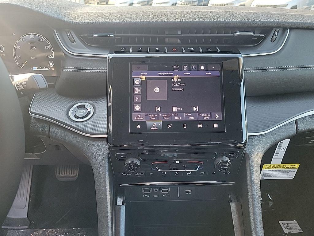 new 2025 Jeep Grand Cherokee car, priced at $39,259