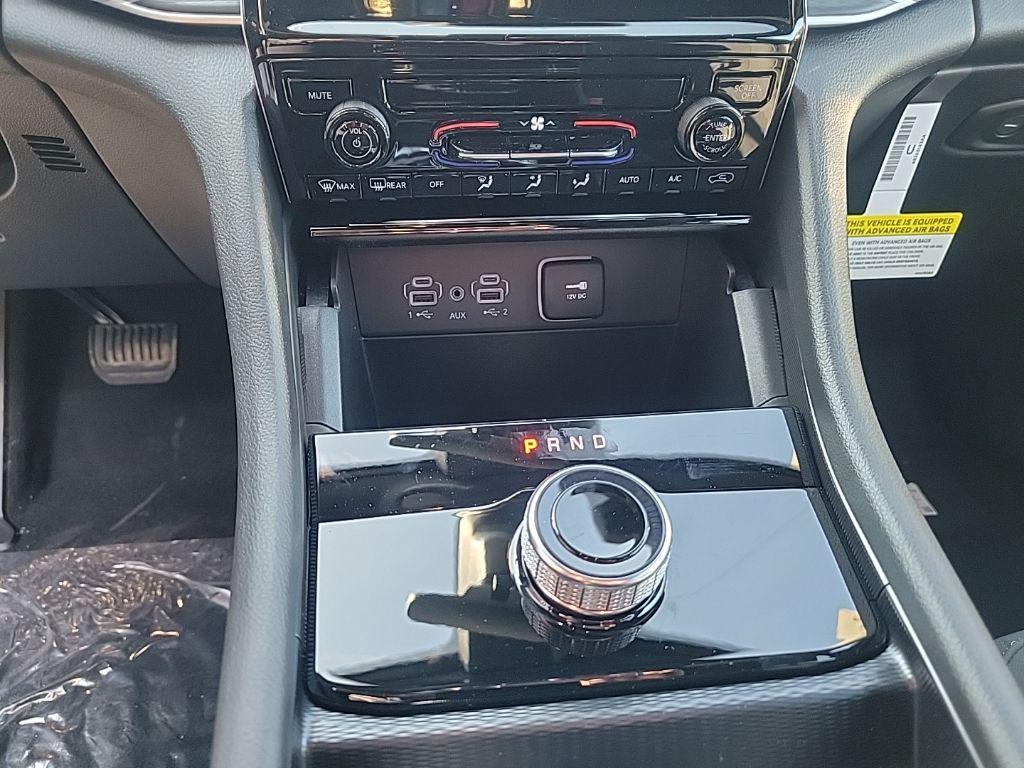 new 2025 Jeep Grand Cherokee car, priced at $39,259