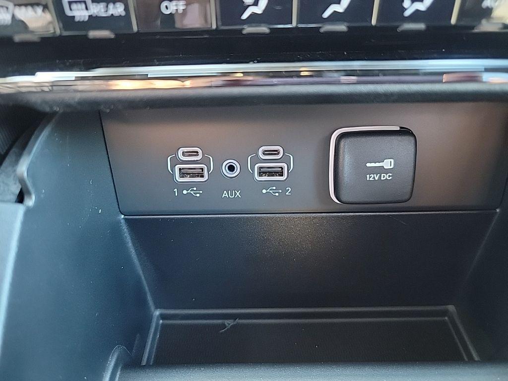 new 2025 Jeep Grand Cherokee car, priced at $39,259