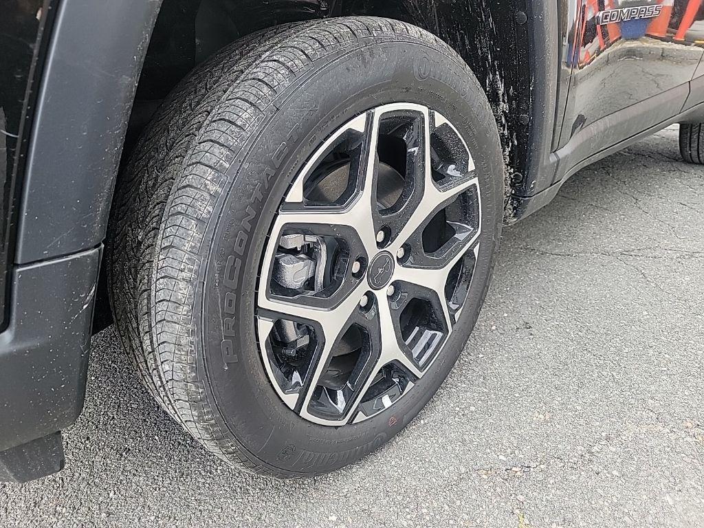 new 2026 Jeep Compass car, priced at $36,645