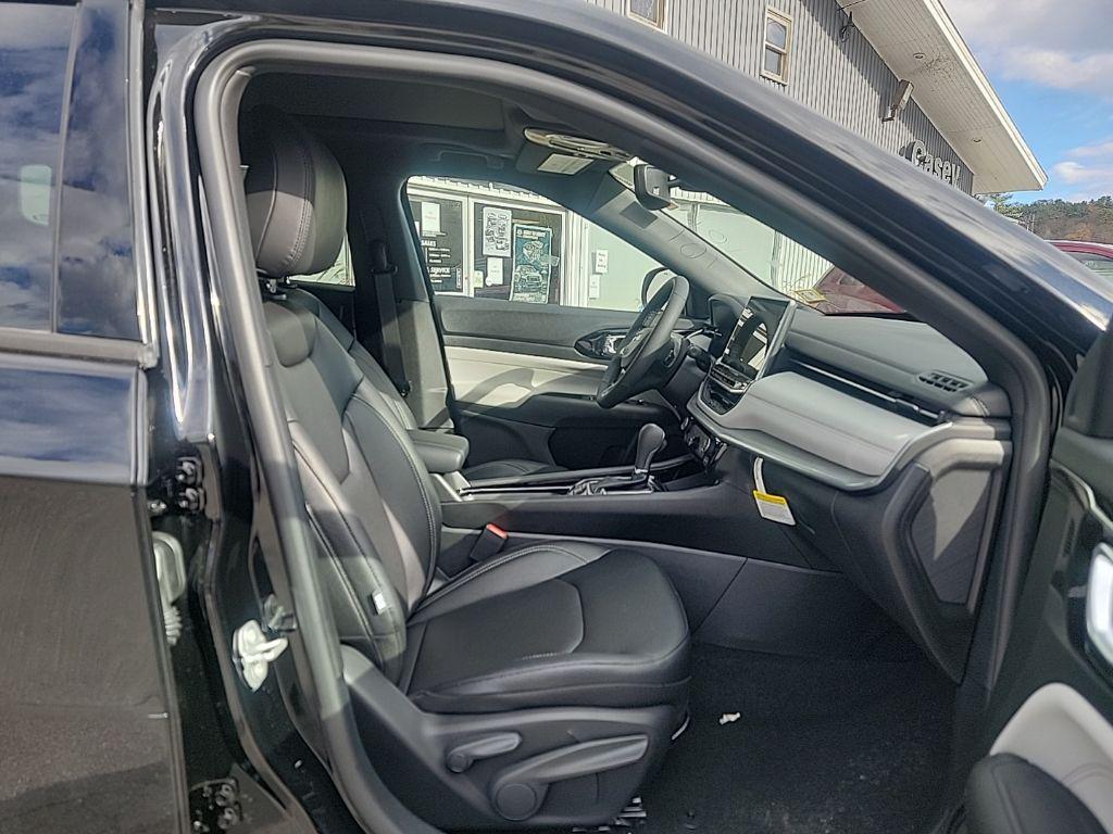 new 2026 Jeep Compass car, priced at $36,645