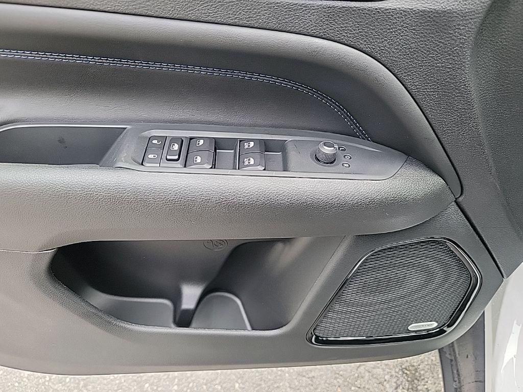 new 2026 Jeep Compass car, priced at $37,200