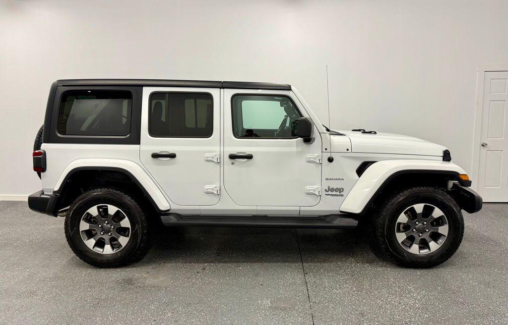 used 2022 Jeep Wrangler Unlimited car, priced at $36,574