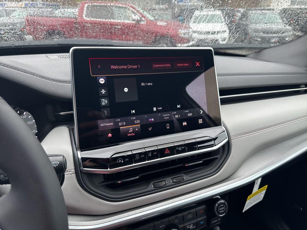 new 2025 Jeep Compass car, priced at $34,501