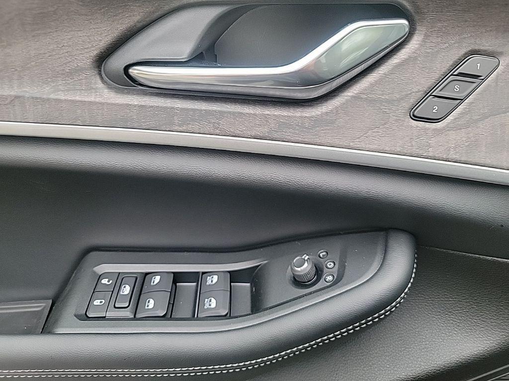 new 2025 Jeep Grand Cherokee car, priced at $47,486