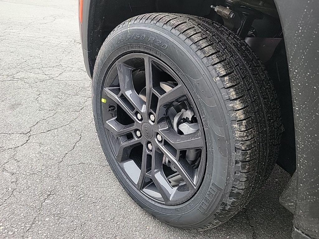 new 2025 Jeep Grand Cherokee car, priced at $47,486