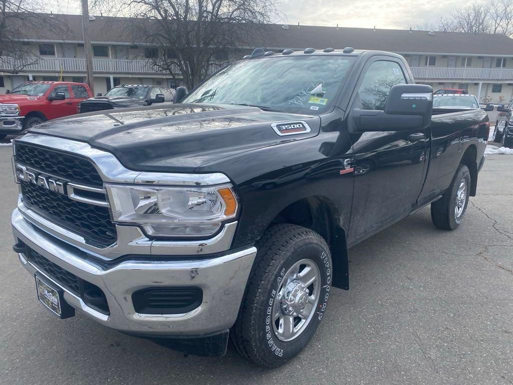 new 2024 Ram 3500 car, priced at $60,728