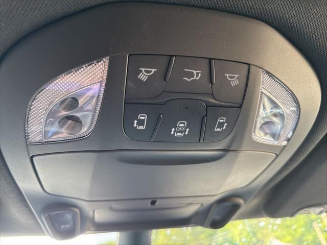 new 2025 Chrysler Pacifica car, priced at $50,043