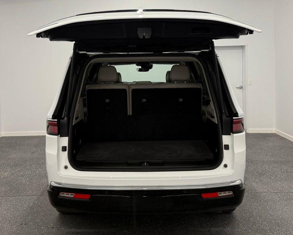 used 2023 Jeep Wagoneer car, priced at $43,974