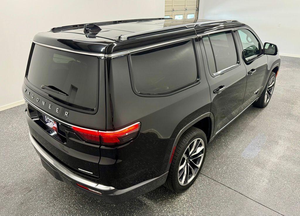 used 2022 Jeep Wagoneer car, priced at $50,924